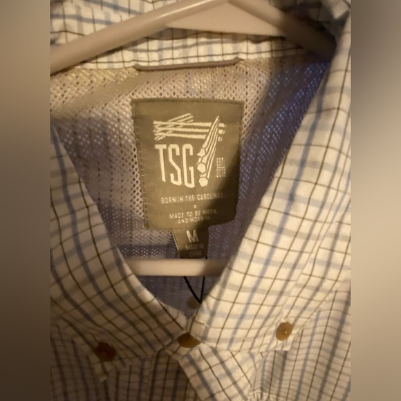 The Sporting Gent Men’s size Medium - Vented shirt NWT! - Picture 2 of 2